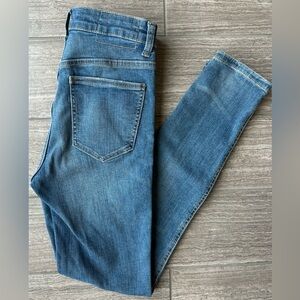 Zara straight jeans size 4.